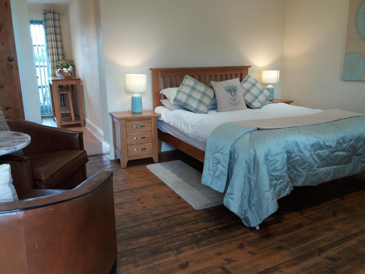 The Stables - Deer Park Farm Bed and Breakfast Solihull Exteriör bild